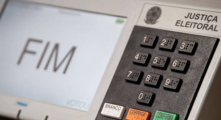 PL QUER ANULAÇÕES DAS URNAS FRAUDADAS 