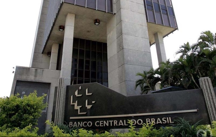 A POLÍTICA ECONÔMICA DO PT PODE DESTRUIR O BRASIL.